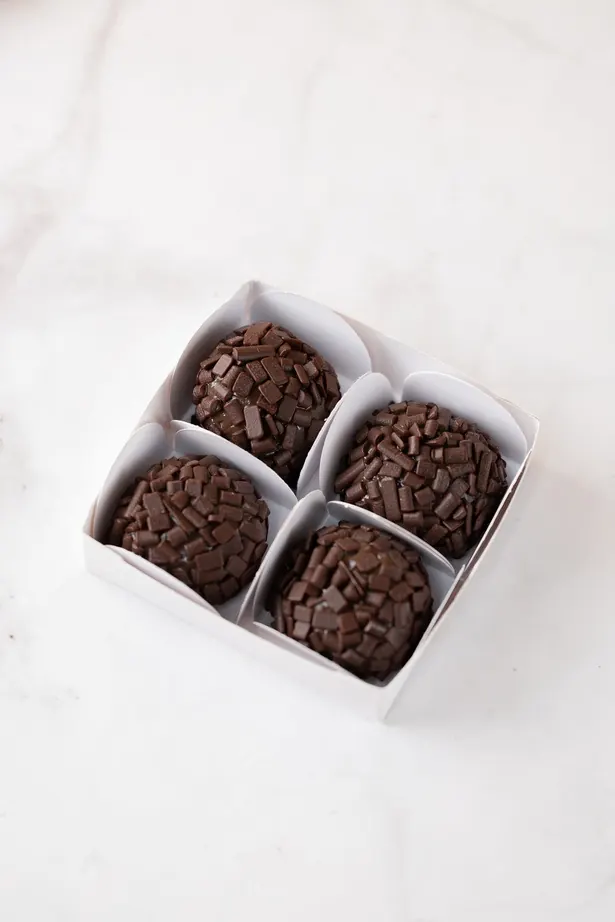 Caixa com 4 doces